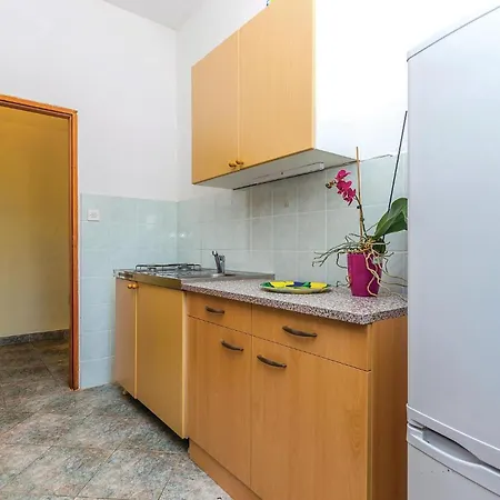 Stunning In With Kitchen Crikvenica