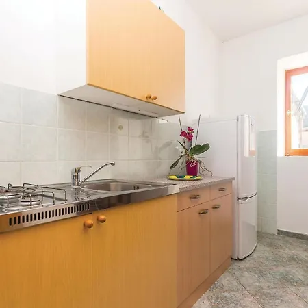 Stunning In With Kitchen *